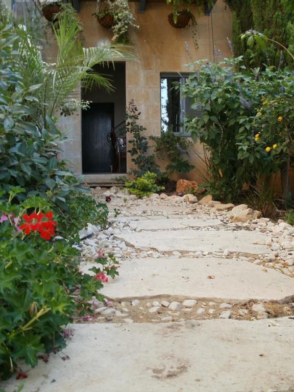 Holyland Apartments Jerusalem Ngoại thất bức ảnh
